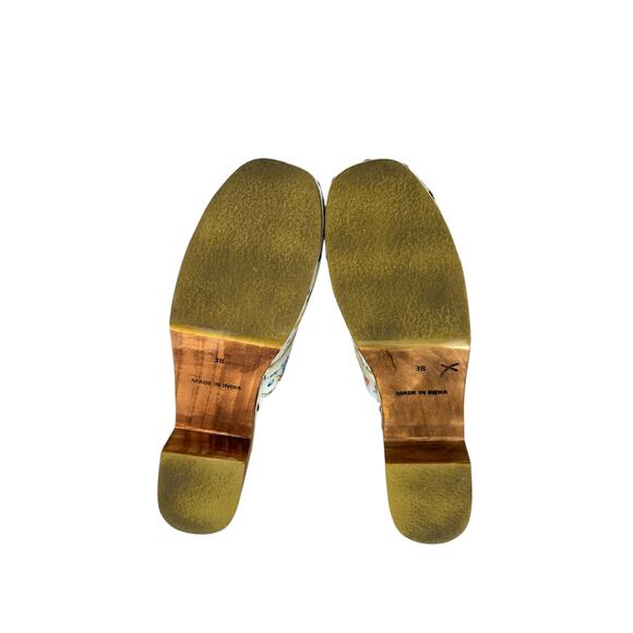 Free People Calabasas Boho Floral Round Toe Wooden Heel Clogs Shoes Size 38 - Picture 12 of 12